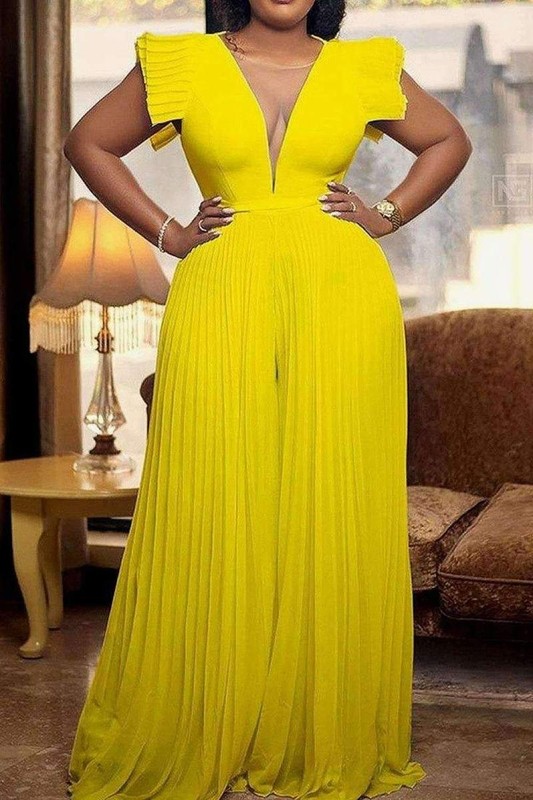 <p>Solid Woven Jumpsuit</p>
